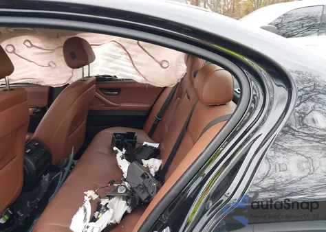 2016 BMW 528I xDrive z USA, uszkodzony, nr VIN WBA5A7C54GG149481